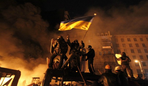 B Twitter появилась страница, которая день за днем воссоздает события Майдана