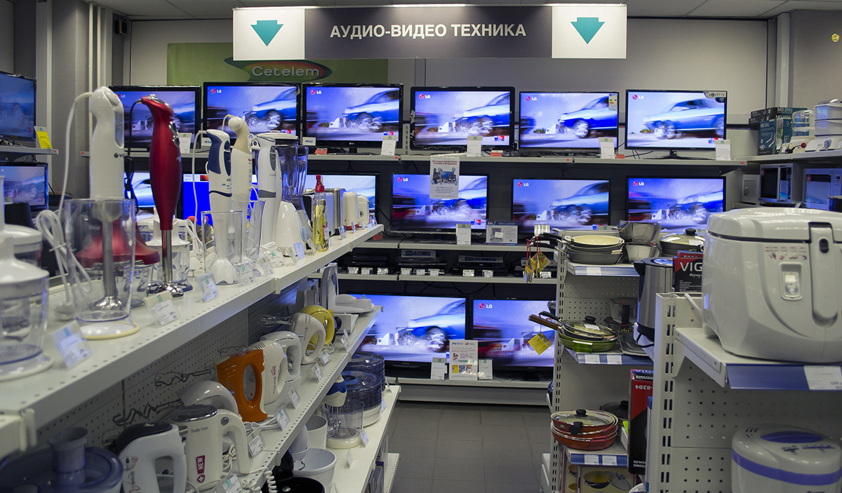 Вытяжки, смартфоны и телевизоры – что скупали украинцы в начале года